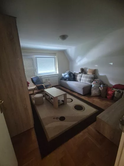 Šimanovci | 4zida.rs