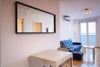 Kalenić pijaca | 4zida.rs