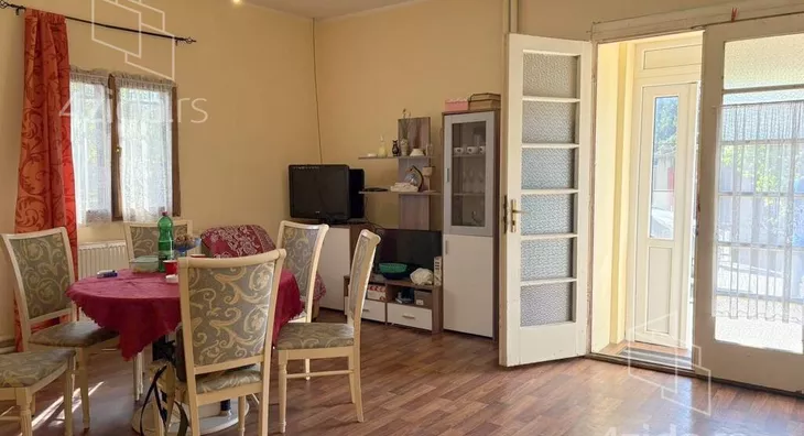 4-etažna kuća | 4zida