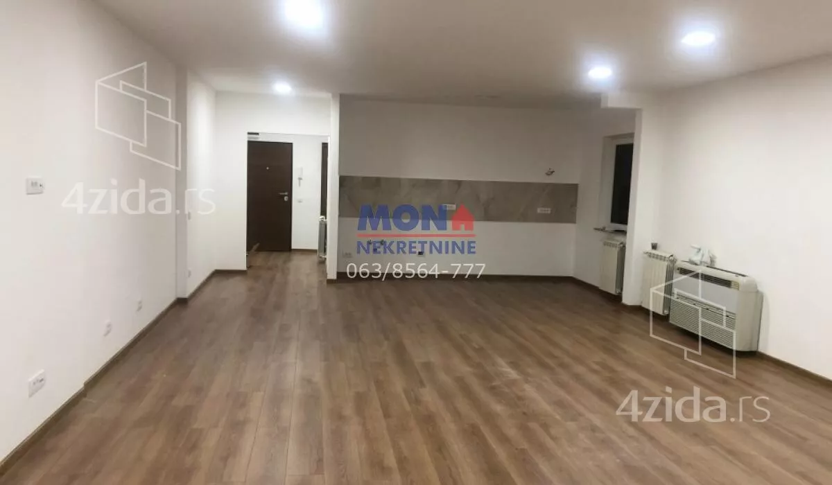 Petosoban stan | 4zida