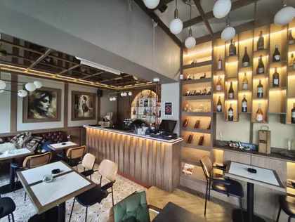 Crveni Krst Vračar | 4zida.rs