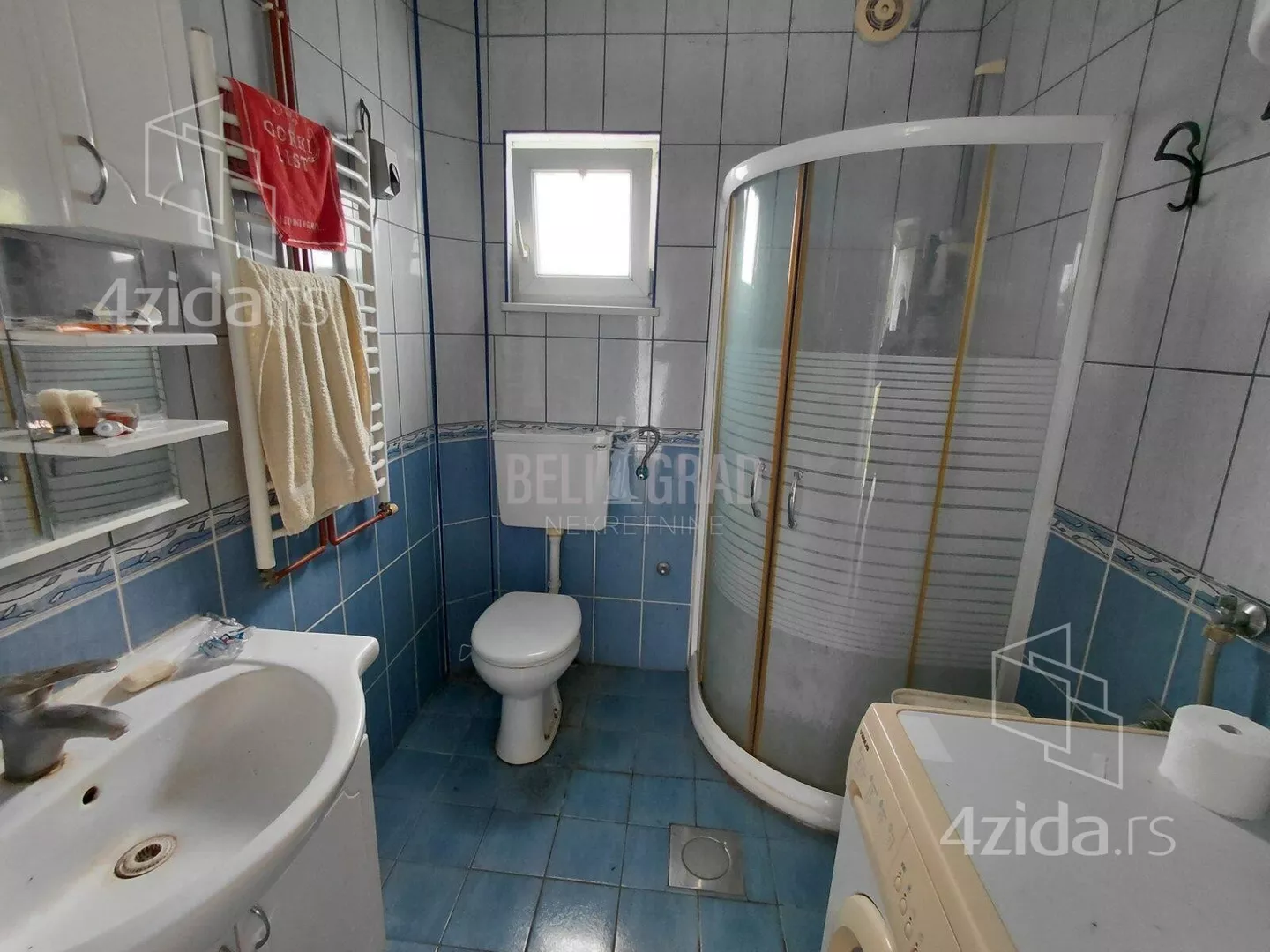 Plac | 4zida