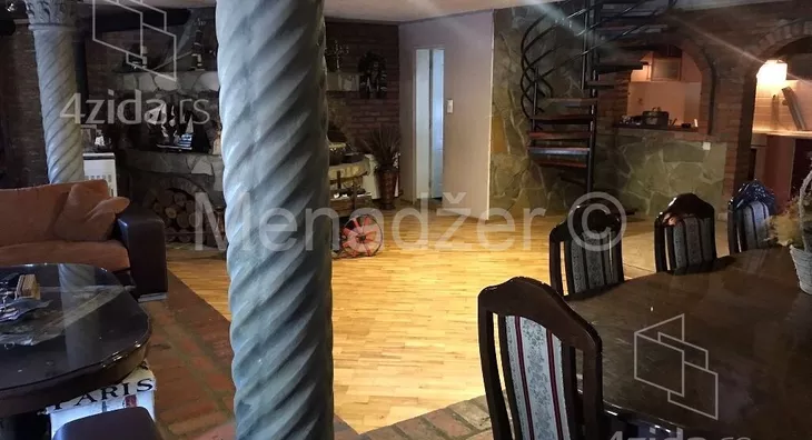 Kuća | 4zida