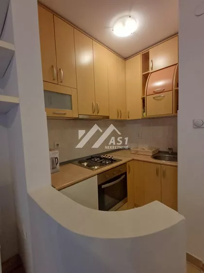 Vuka Karadžića | 4zida.rs