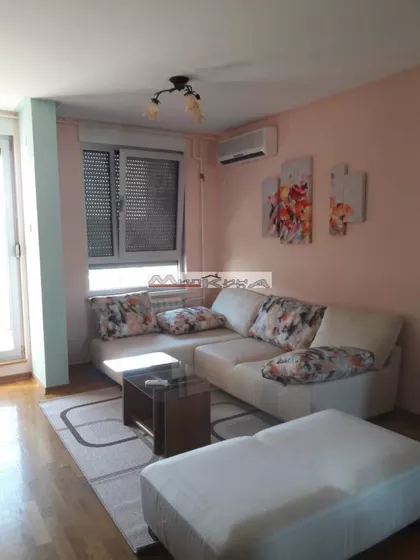 Denkova Bašta | 4zida.rs