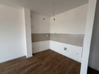 Nikole Tesle | 4zida.rs