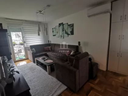 Banatić | 4zida.rs