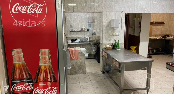 Ugostiteljski objekat | 4zida