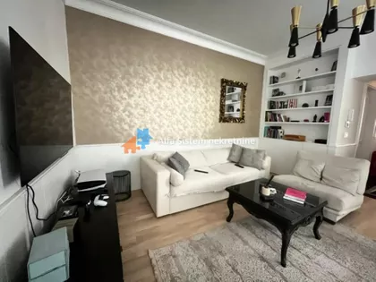 Skupština | 4zida.rs