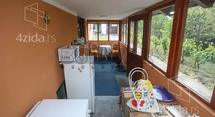 3-etažna kuća | 4zida