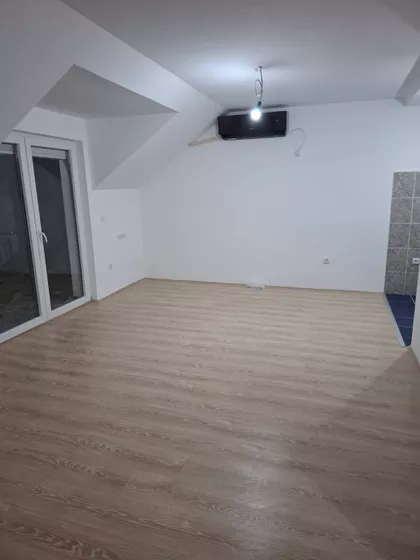 Gradske lokacije | 4zida.rs