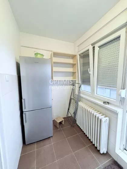 Omladinskih brigada | 4zida.rs