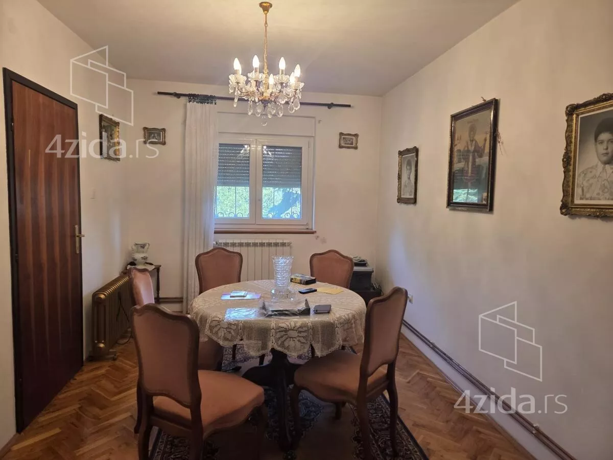 Kuća | 4zida