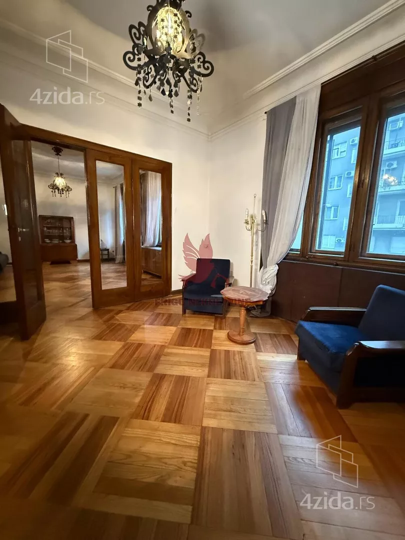 Četvoroiposoban stan | 4zida