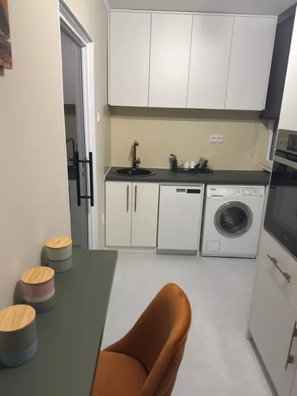 Ustanicka | 4zida.rs