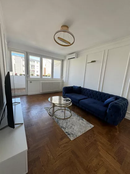 Crveni Krst Vračar | 4zida.rs