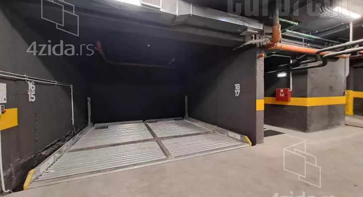 Petosoban stan | 4zida