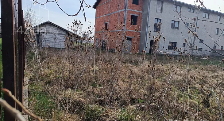 Poslovna zgrada | 4zida