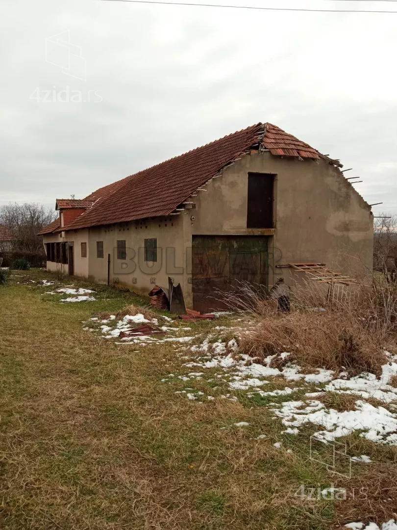 Građevinsko zemljište | 4zida
