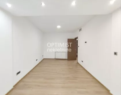 Ratka Mitrovića | 4zida.rs