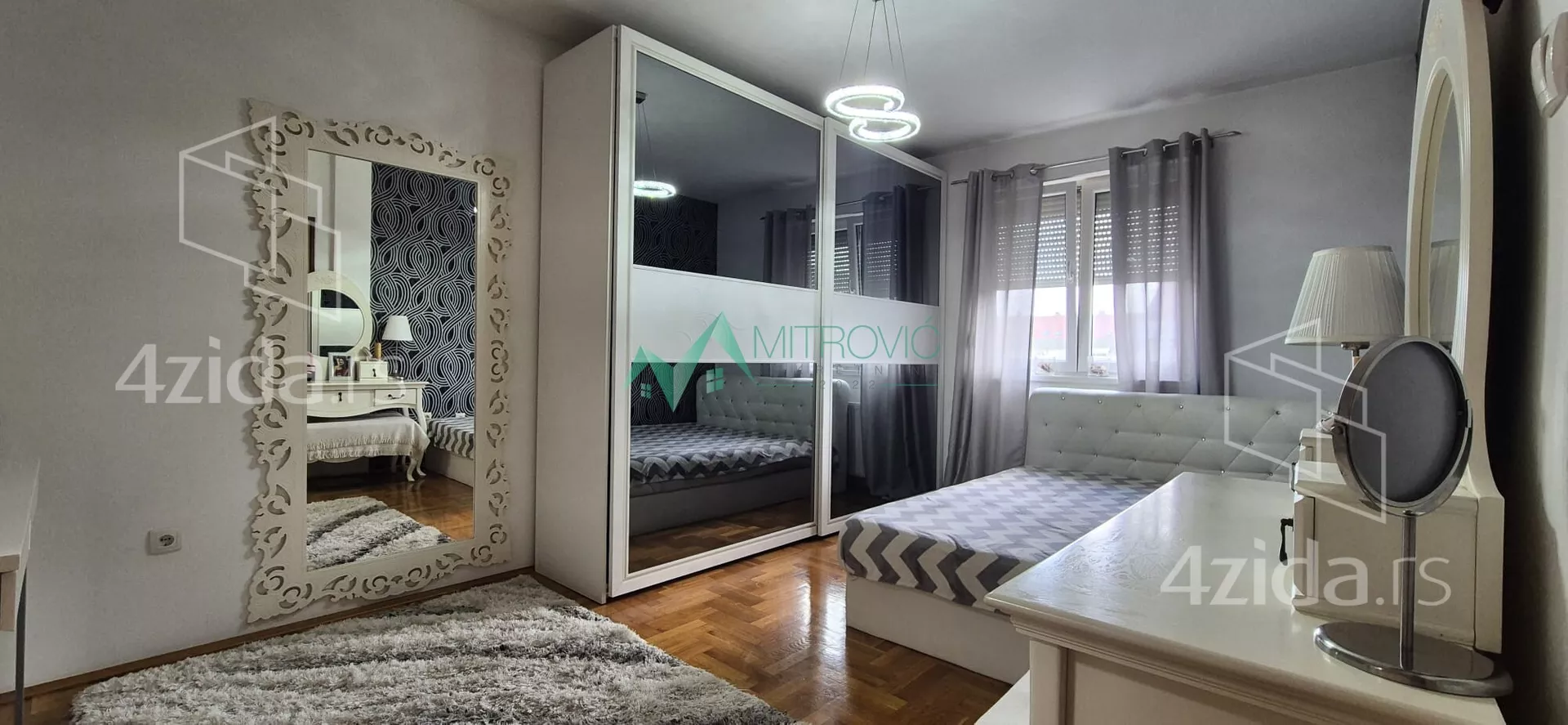 Četvoroiposoban stan | 4zida