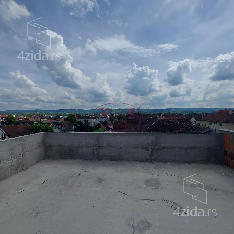 Četvorosoban stan | 4zida