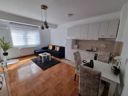 Nikole Tesle | 4zida.rs