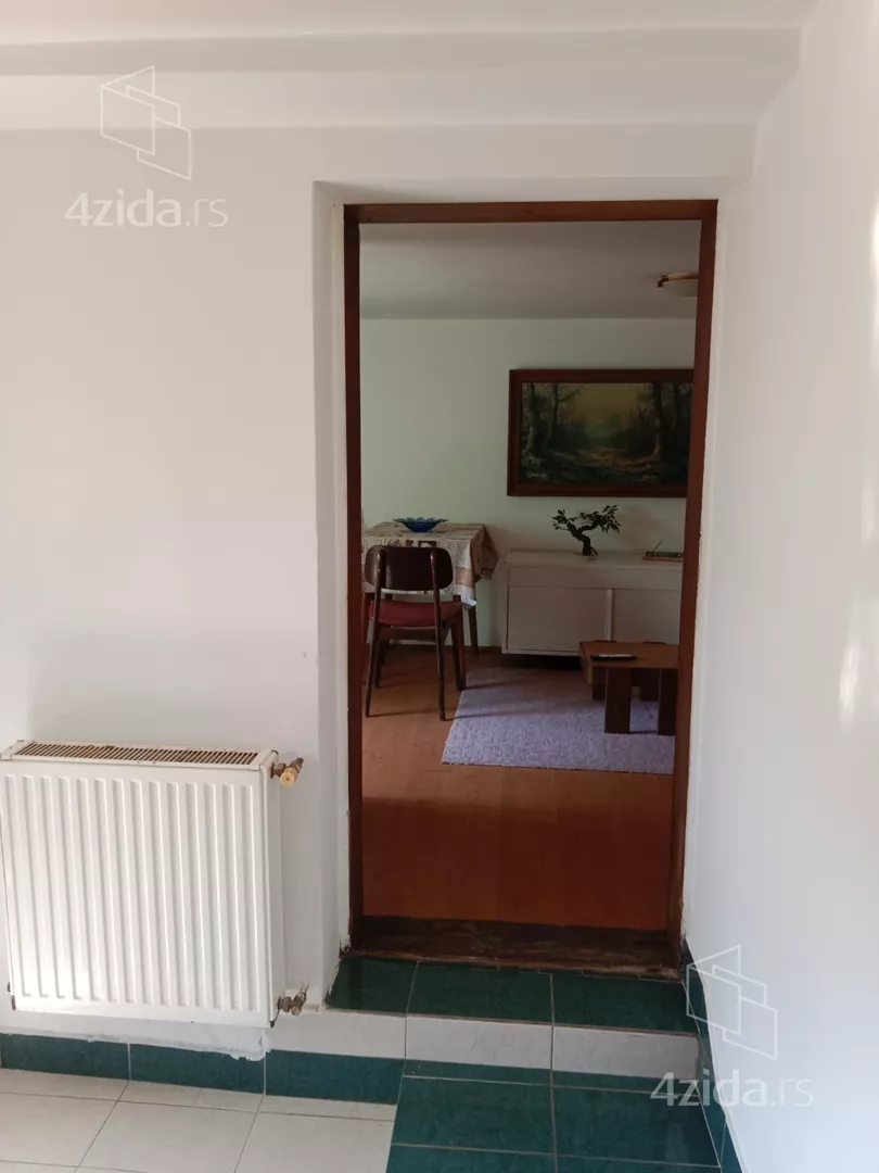 Garsonjera | 4zida