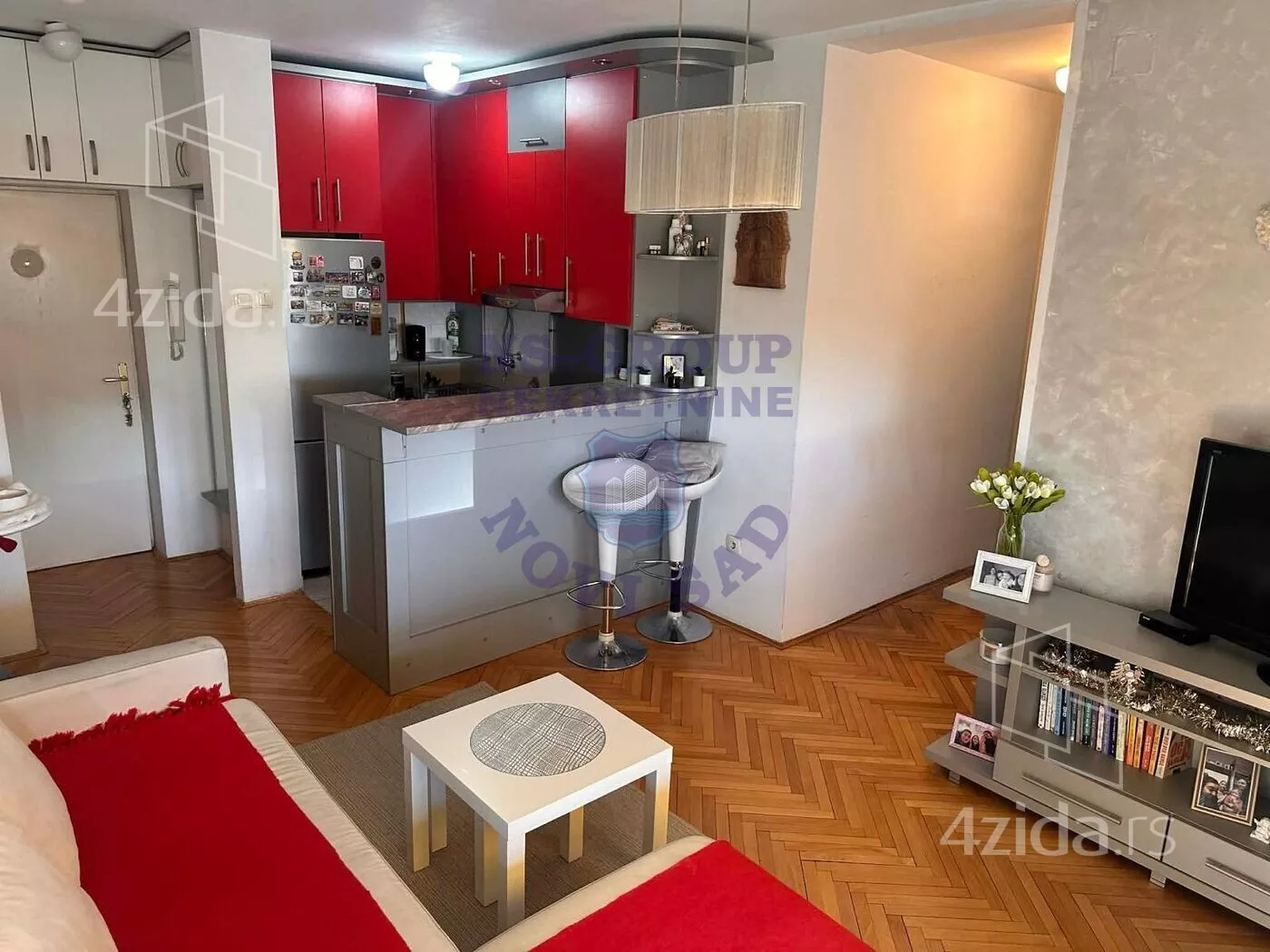 Jednoiposoban stan | 4zida