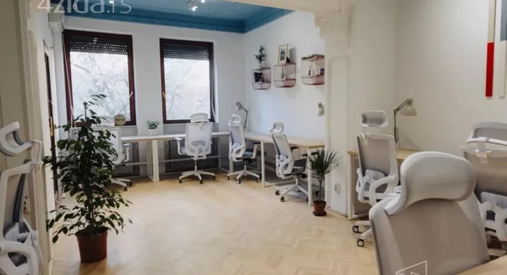 Šestosoban stan | 4zida