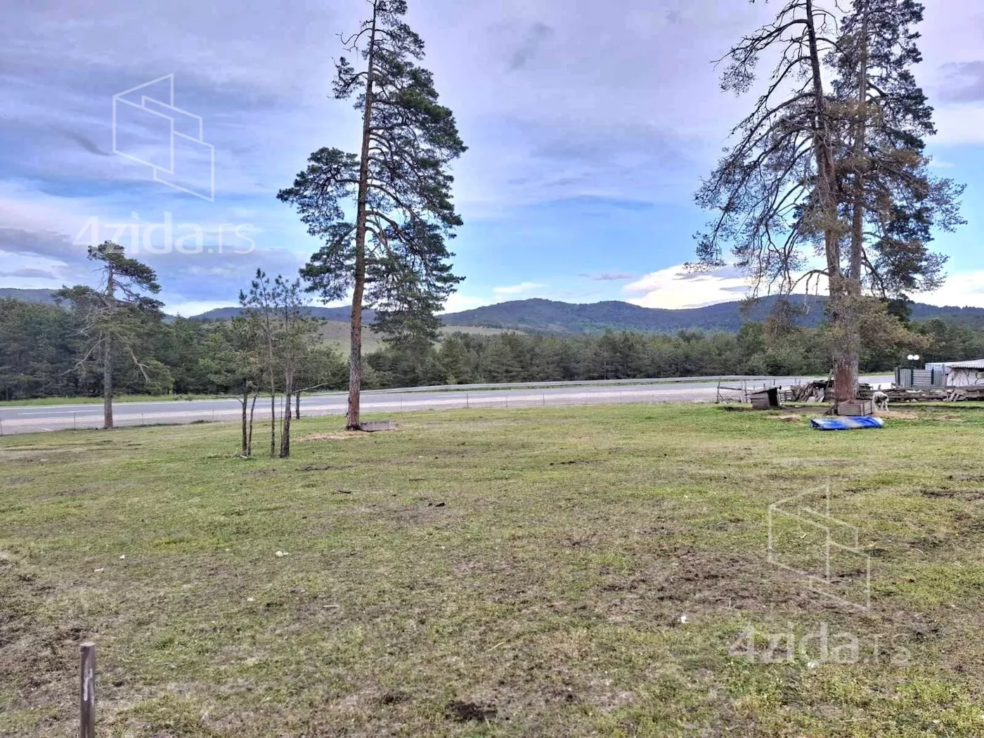 Građevinsko zemljište | 4zida