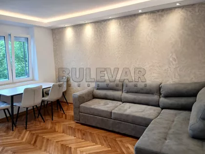 Orlovića Pavla | 4zida.rs