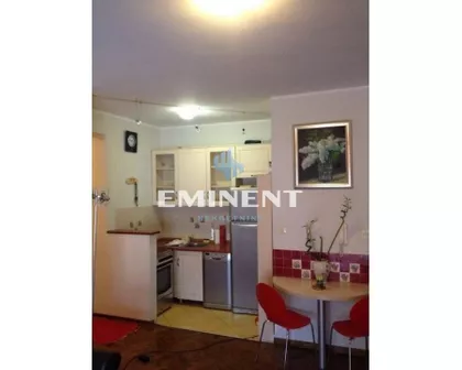 Knićaninova | 4zida.rs