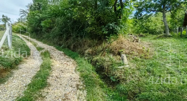 Poljoprivredno zemljište | 4zida