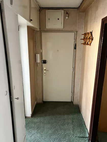 Radnička 49 | 4zida.rs