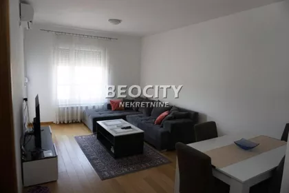 Šumadijska | 4zida.rs