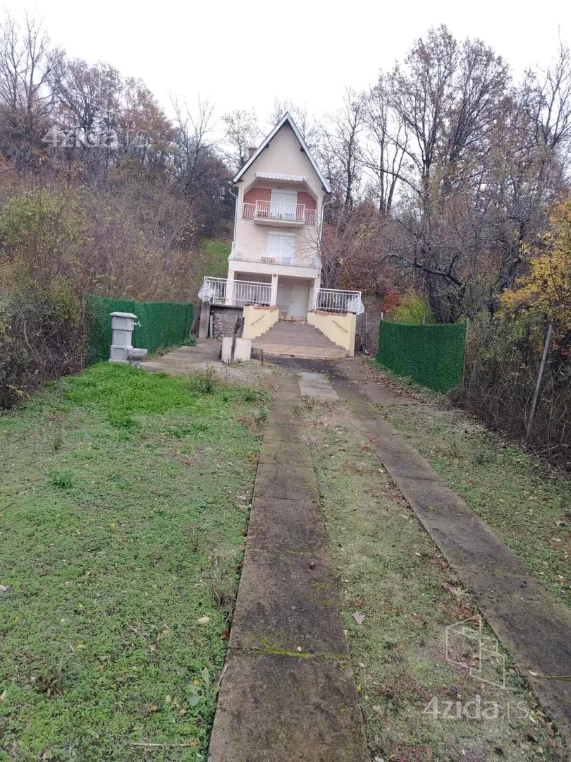 3-etažna kuća | 4zida