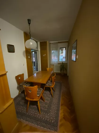 Pere Velimirovića 8 | 4zida.rs