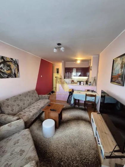 Cara Dušana | 4zida.rs