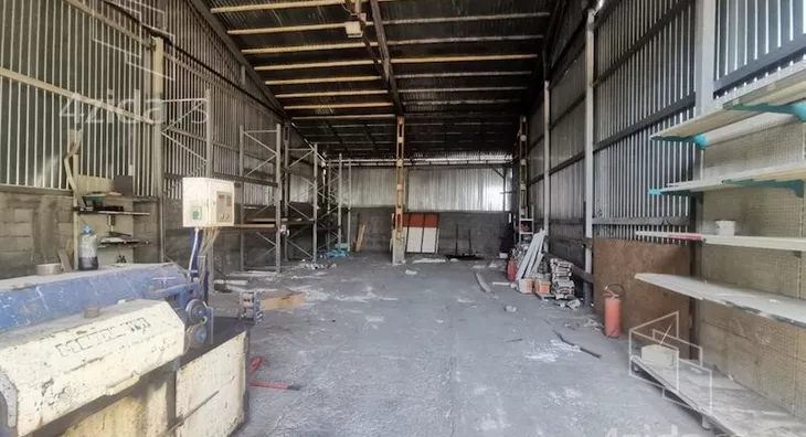 Poslovna zgrada | 4zida