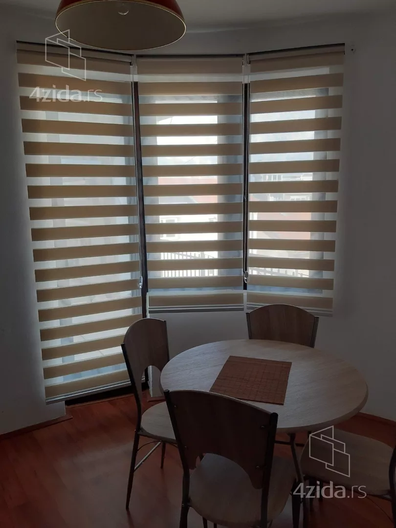 Četvoroiposoban stan | 4zida