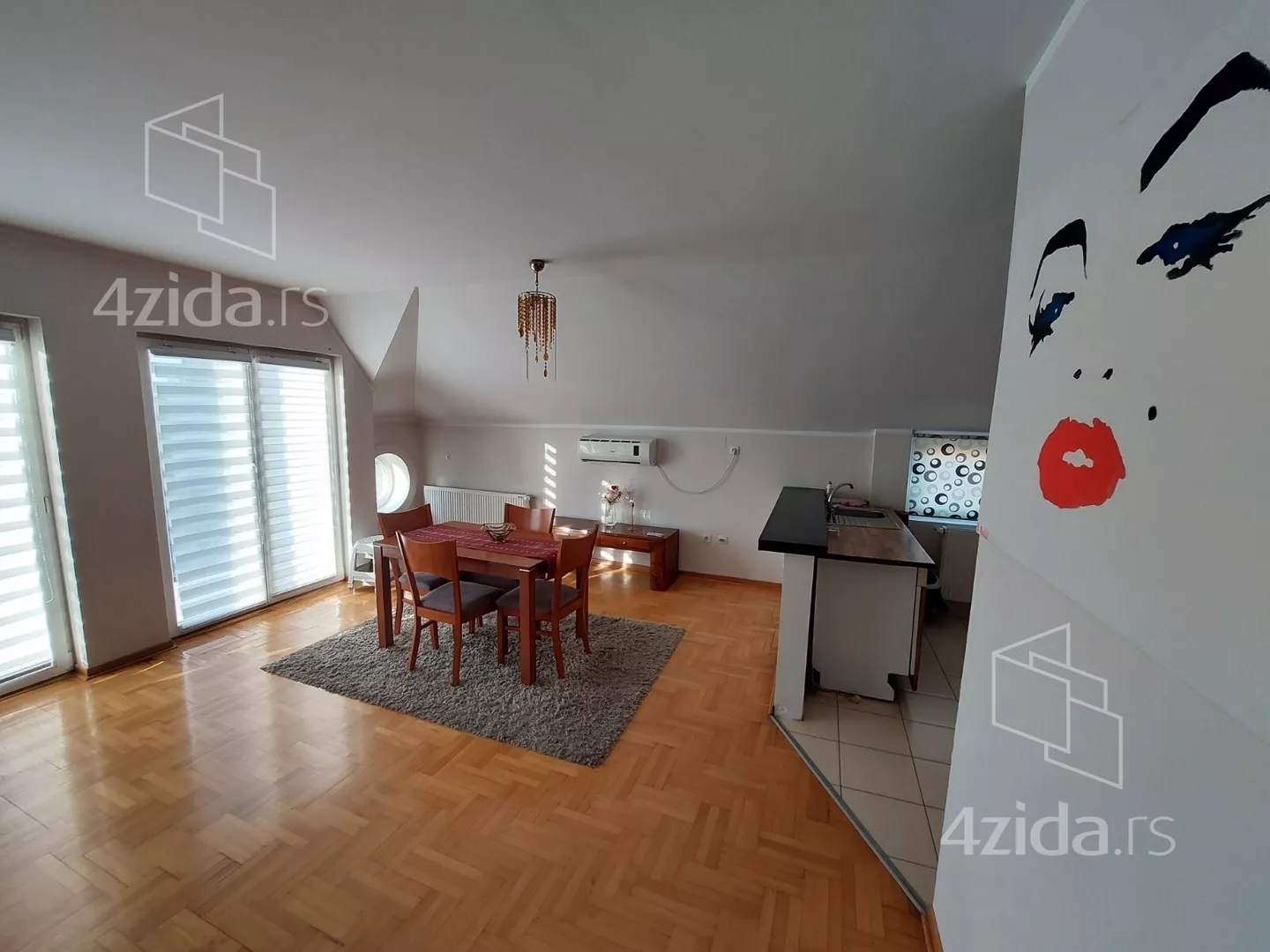 Četvorosoban stan | 4zida