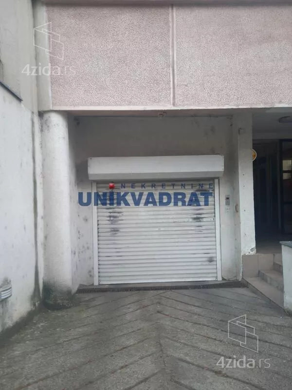 Garaža | 4zida