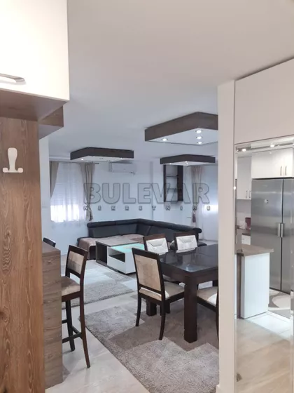 Vojvode Mišića | 4zida.rs