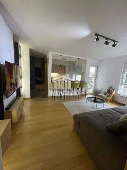 Šumadijska | 4zida.rs