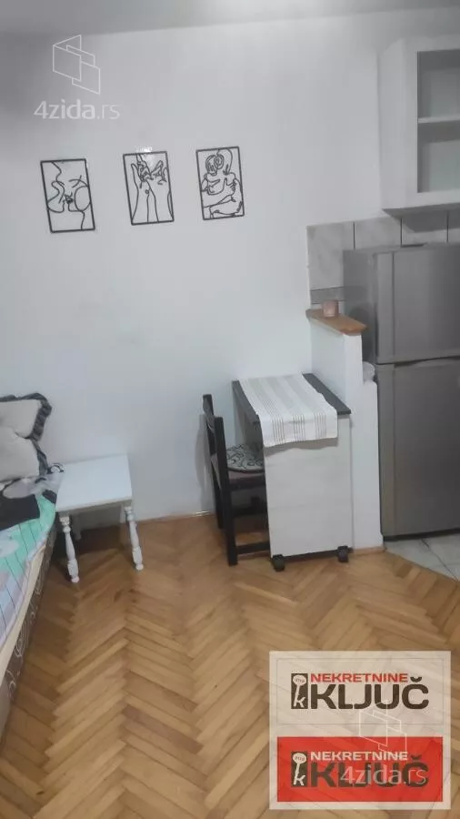 Garsonjera | 4zida