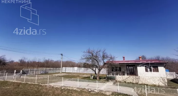 Kuća | 4zida