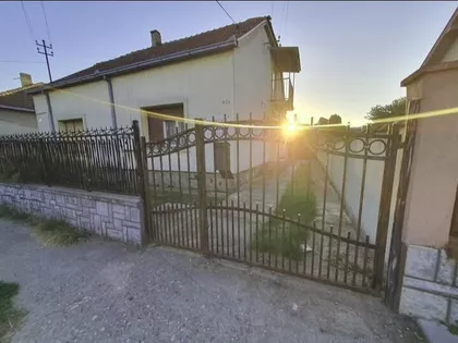 Bože Kuzmanovića 67A | 4zida.rs