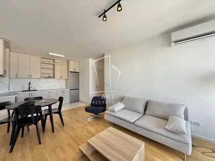 Mirka Milojkovića | 4zida.rs