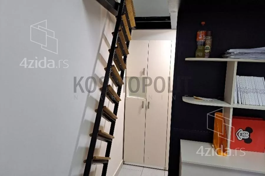 Lokal | 4zida